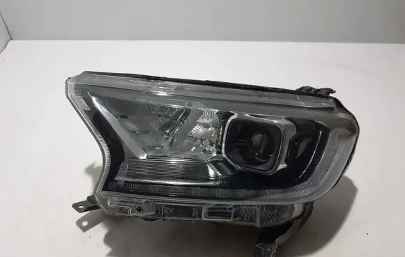 Ford Ranger Headlight/headlamp 2416136