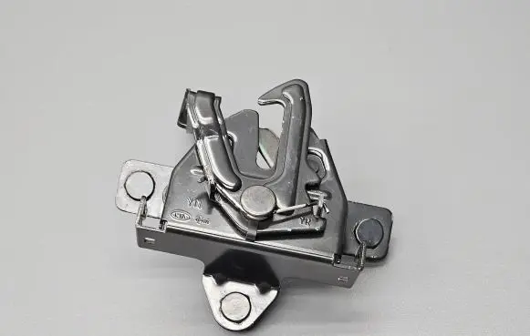 Engine bonnet/hood lock/catch