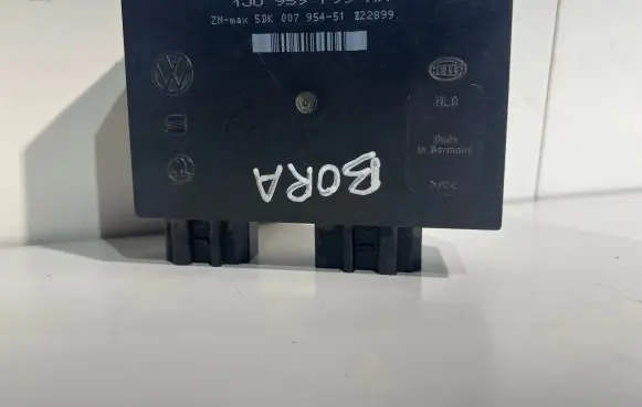 Volkswagen Golf IV Central body control module 1J0959799AH 5DK00795451