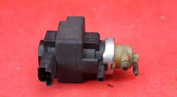 Citroen C4 Grand Picasso Vacuum valve 70177703