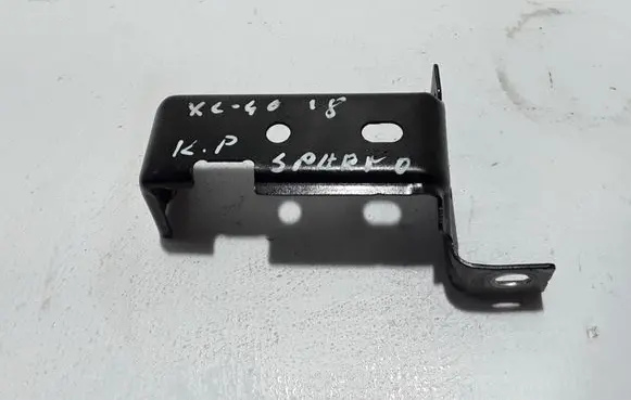 Volvo XC40 Fender mounting bracket 31469374