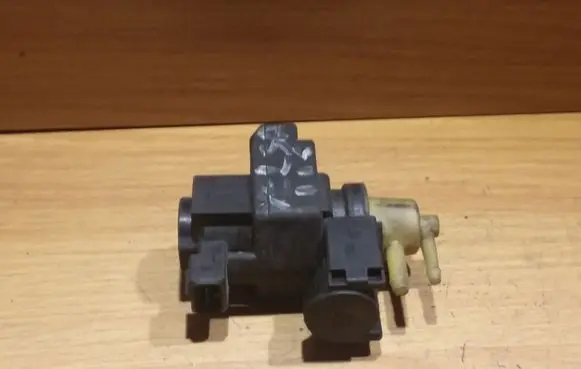 Renault Vel Satis Turbo solenoid valve 8200486