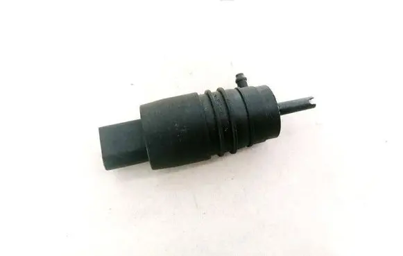 BMW 5 F10 F11 Windscreen/windshield washer pump