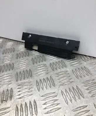 BMW 5 F10 F11 Antenna control unit 920233018 9247130 92471300
