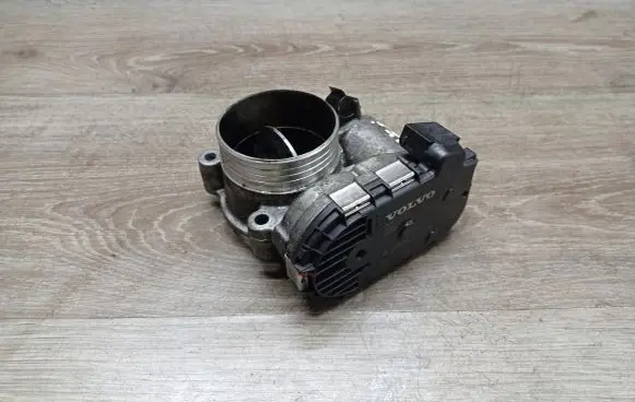 Volvo S80 Throttle valve 0281002701 8692720