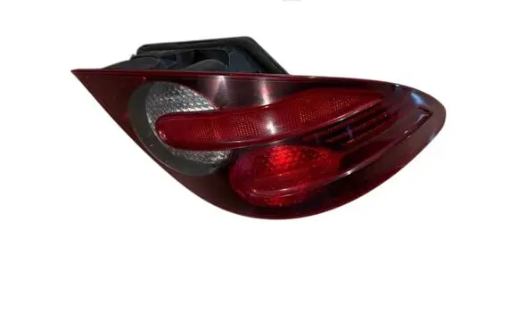 Mercedes-Benz R W251 Rear/tail lights
