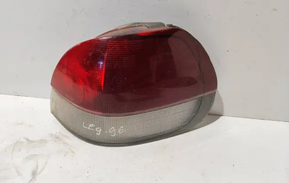 Subaru Legacy Rear/tail lights 4722BR