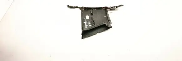 Front bumper mounting bracket