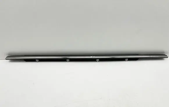 Ford Edge II Rear door glass trim molding 