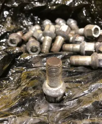 Skoda Fabia Mk2 (5J) Nuts/bolts 
