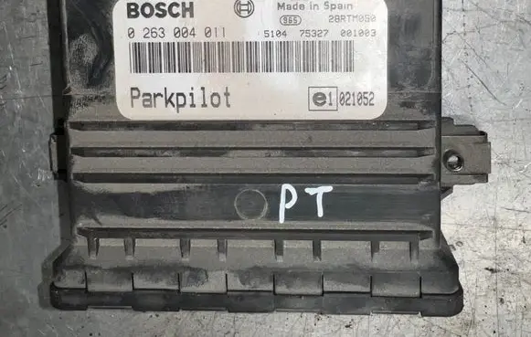 Chrysler PT Cruiser Parking PDC control unit/module 0263004011 28RTM050
