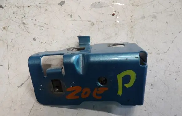 Renault Zoe Side radiator support slam panel 