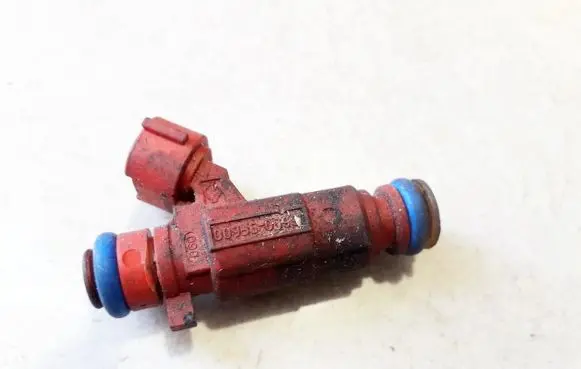 Fuel injector