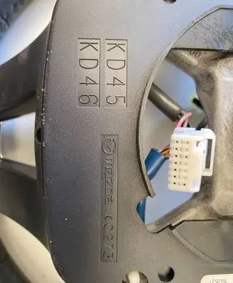 Mazda 3 III Steering wheel KD45 KD46 K0273