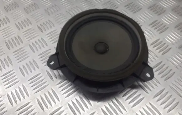 Toyota Corolla E140 E150 Subwoofer speaker