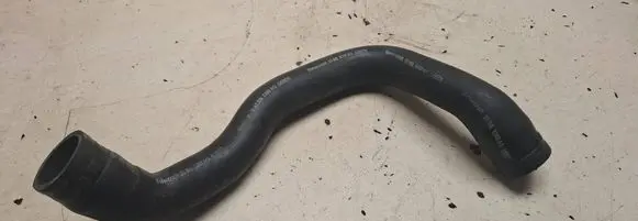Ford Mondeo MK II Engine coolant pipe/hose 93BB8260AG