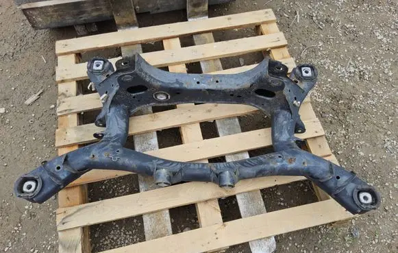 BMW 1 F20 F21 Rear subframe 6851656 4214965 A17236HT0470