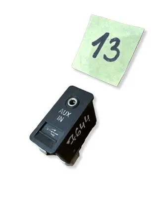 BMW 3 E90 E91 AUX in-socket connector 9129651