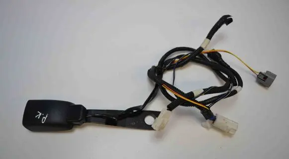 Lexus GS 300 350 430 450H Front seatbelt buckle