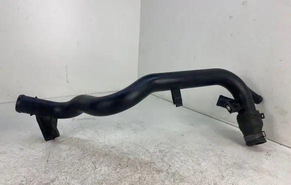 Audi A6 S6 C7 4G Engine coolant pipe/hose 03L121071B