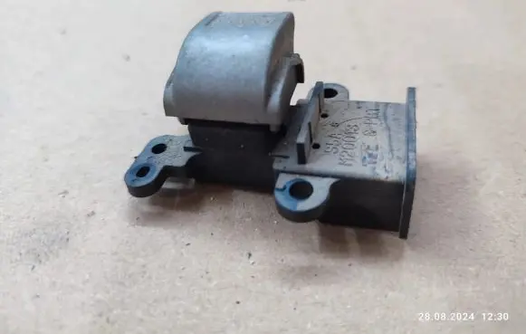 Honda CR-V Electric window control switch