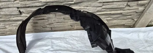 Suzuki Swift II Front arch 7232268L0