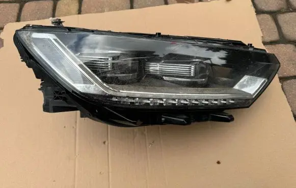 Volkswagen PASSAT B8 Headlight/headlamp 3G1941082C S2410P037