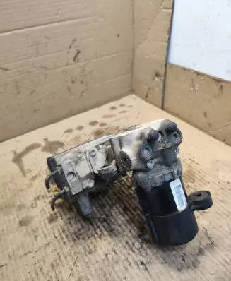 Volkswagen PASSAT B4 ABS Pump 10050178333 010107830138450