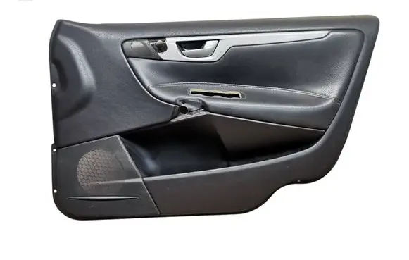 Volvo V70 Front door card panel trim 09193265 39990452