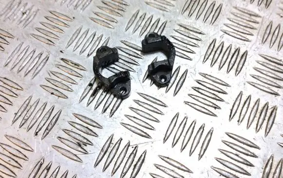 BMW 5 E60 E61 Fuel Injector clamp holder