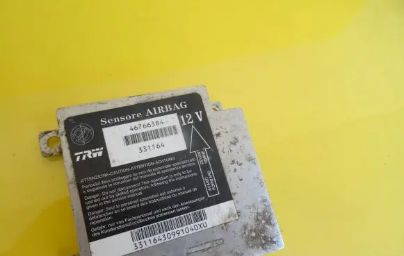 Fiat Punto (188) Airbag control unit/module 46766384