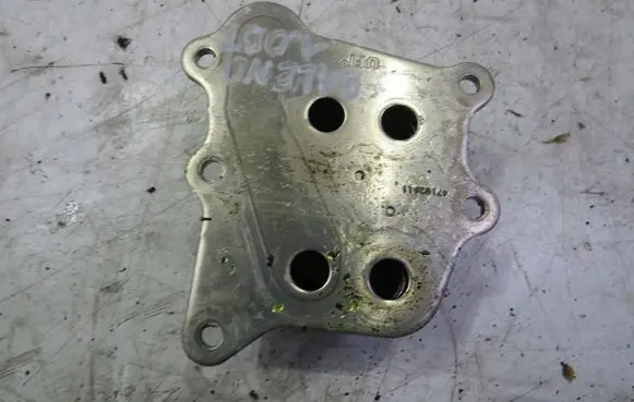 Suzuki Baleno IV Engine oil radiator 1111