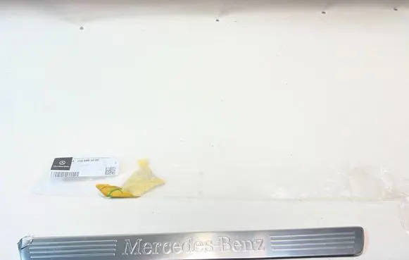 Mercedes-Benz CLA C118 X118 Front sill trim cover A1186805000
