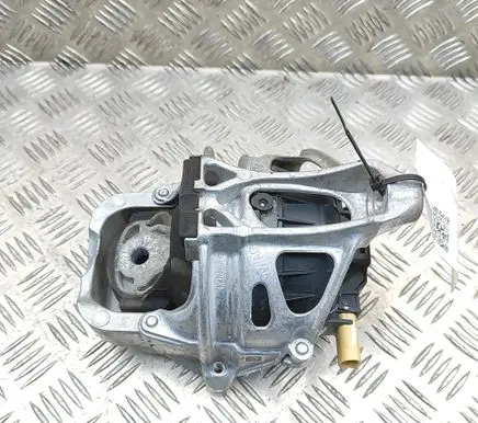 Audi Q7 4M Engine mount bracket 4M0199372FF 782215150182