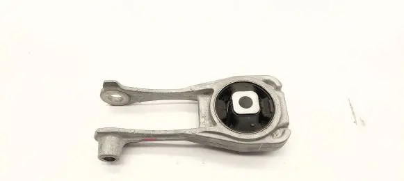 Toyota Yaris Cross Engine mount bracket