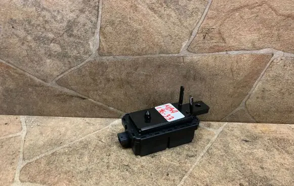 BMW X5 F15 Antenna control unit 9397846