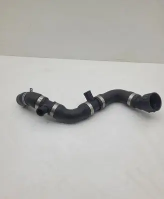 Volvo V40 Engine coolant pipe/hose 31368050