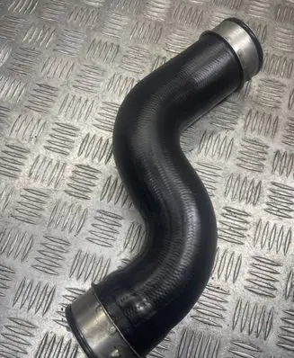 Mercedes-Benz E W211 Intercooler hose/pipe L02711B A2115232882Q2