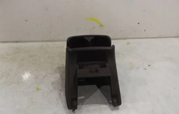 Nissan NV200 Cup holder 