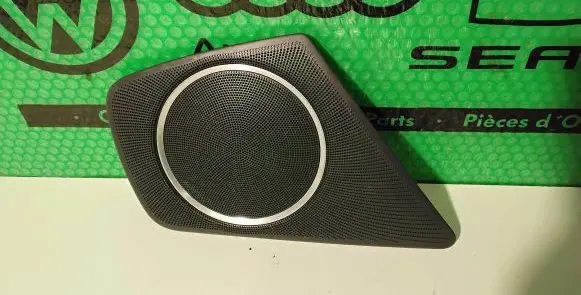 Audi A4 S4 B8 8K Front door speaker cover trim 8K0035420A