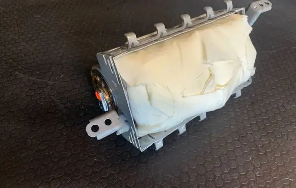 Lexus RX 330 - 350 - 400H Passenger airbag B00210807P0C