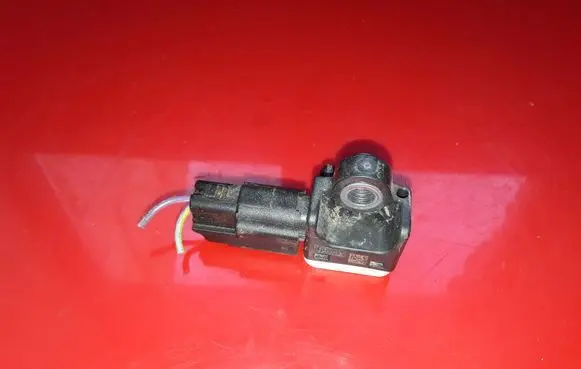 Ford Focus Airbag deployment crash/impact sensor AM5T14B342AA C83HA