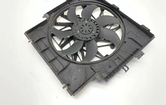 BMW X3 F25 Radiator cooling fan shroud 756087703 12011081310140