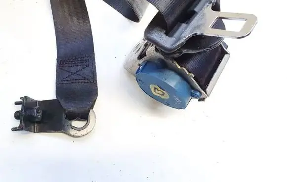 Alfa Romeo 159 Middle seatbelt (rear) 1002316 1003957