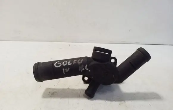Volkswagen Golf IV Engine coolant pipe/hose 06A121133D