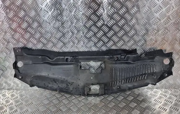 Opel Mokka Radiator trim 95079808