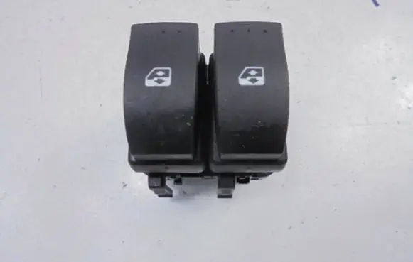 Renault Megane II Electric window control switch