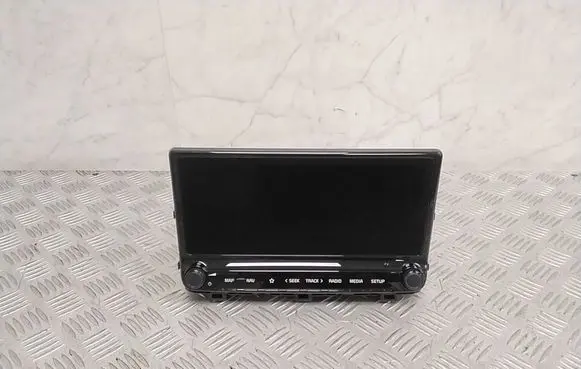 KIA Xceed Radio/CD/DVD/GPS head unit 96560CR020