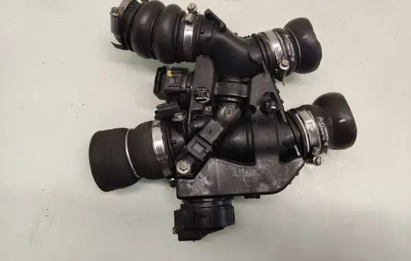 Citroen C4 I Throttle valve 9657485480