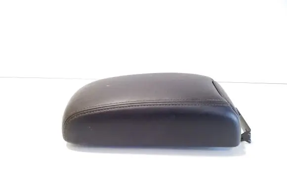Mitsubishi Outlander Armrest